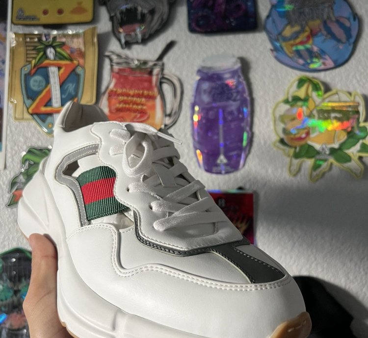 BRAND NEW GUCCI RHYTONS