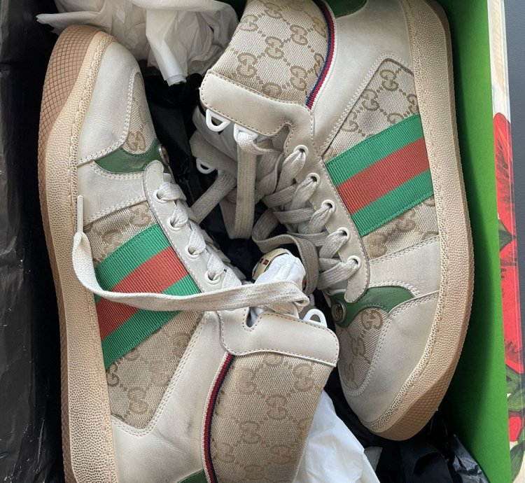 Brand New Limited Edition Distressed Washed GG Logo Sneaker