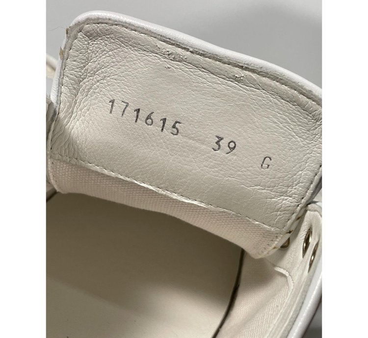 CONDITION - BRAND NEW GUCCI SNEA TESS GOMMA 9041 MENS 8 5