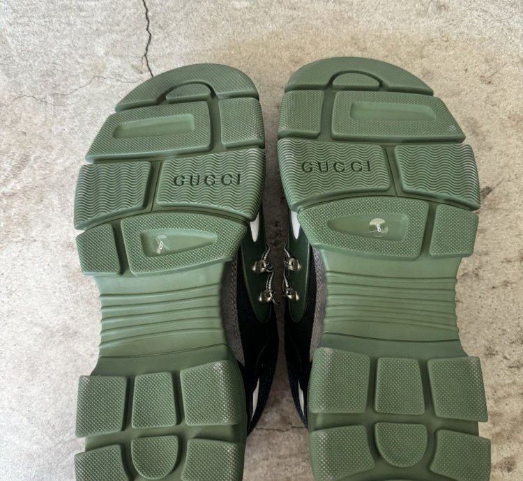 DS BRAND NEW GUCCI FLASHTREK CHUNKY DAD SNEAKER RUNNER SHOES