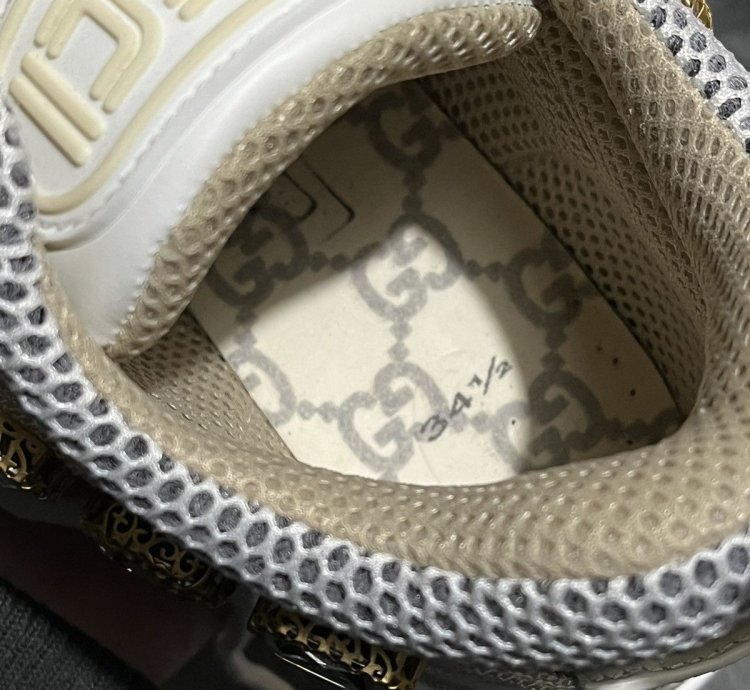 Fits (3-3 5 Mens) Gucci Flashtrek Crystals White Gold Pink