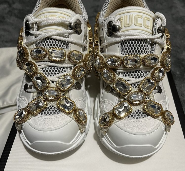 Fits (3-3 5 Mens) Gucci Flashtrek Crystals White Gold Pink