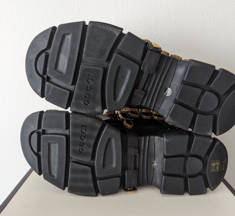 FW18 Flashtrek Jeweled Sneakers