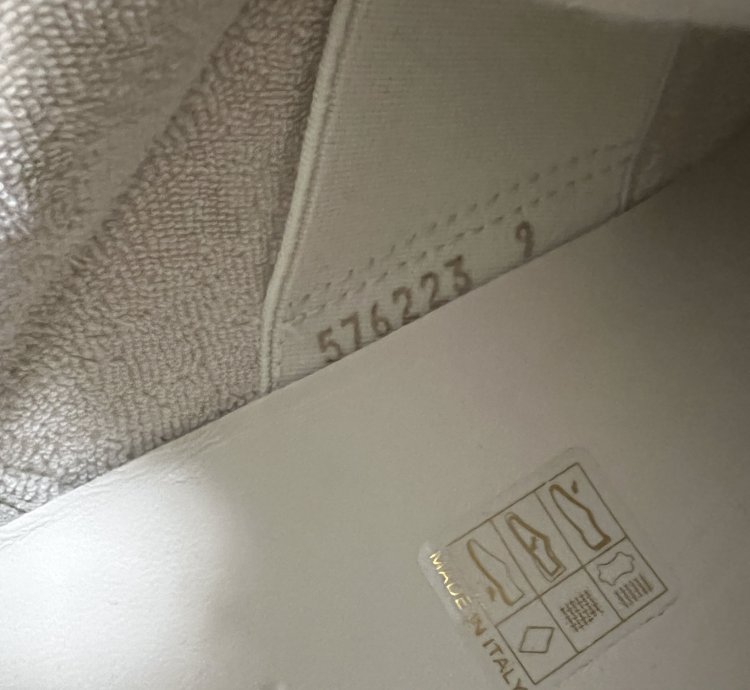 GG shoes