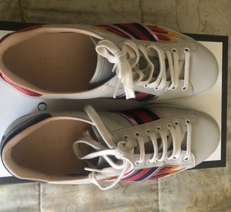 Grails New Gucci Flames Shoes Size 9 5