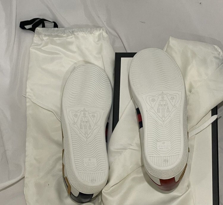 Gucci