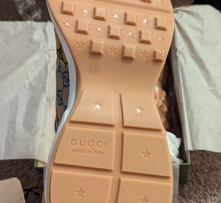 Gucci 14 5 multicolor rhyton sneakers