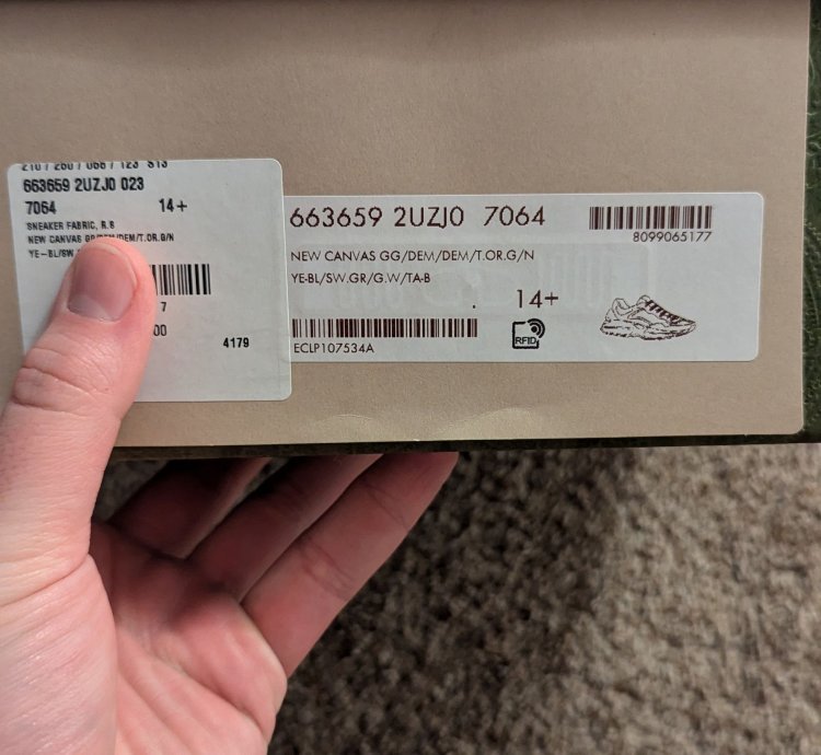 Gucci 14 5 multicolor rhyton sneakers