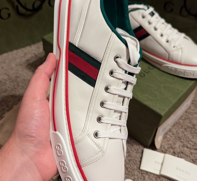 Gucci 1977 leather sneakers