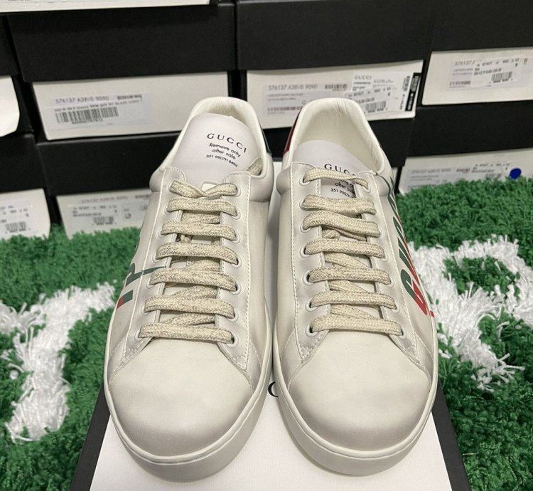 Gucci ACE Blade Logo Sneaker size UK9 US9 5