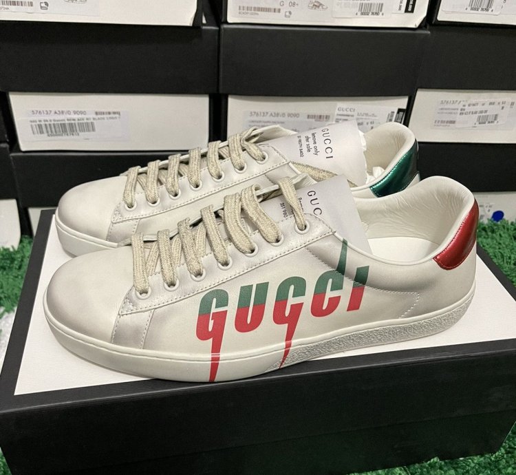 Gucci ACE Blade Logo Sneaker size UK9 US9 5