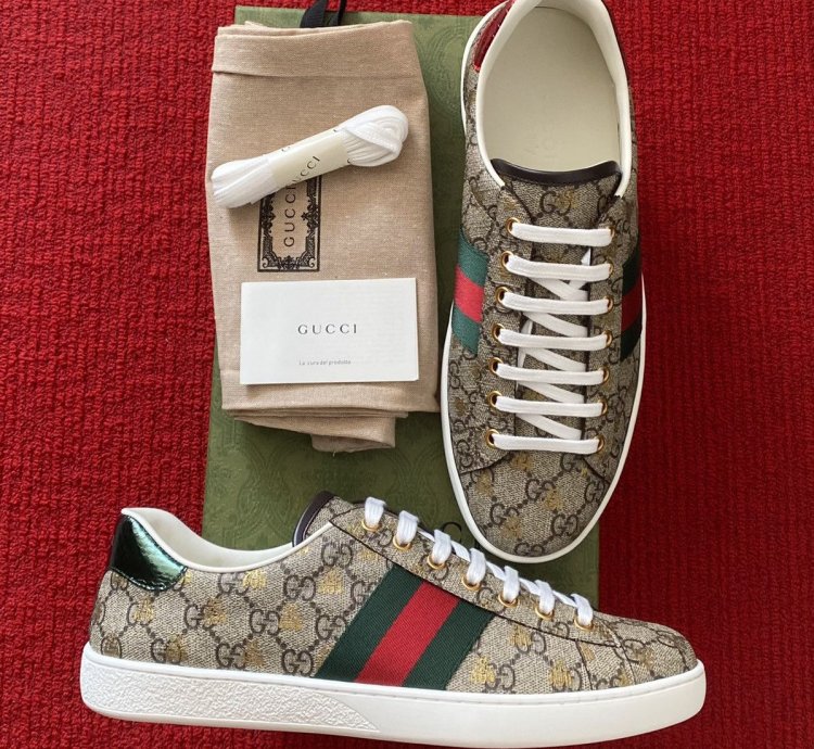 Gucci Ace GG Supreme Bees Sneaker Size 11