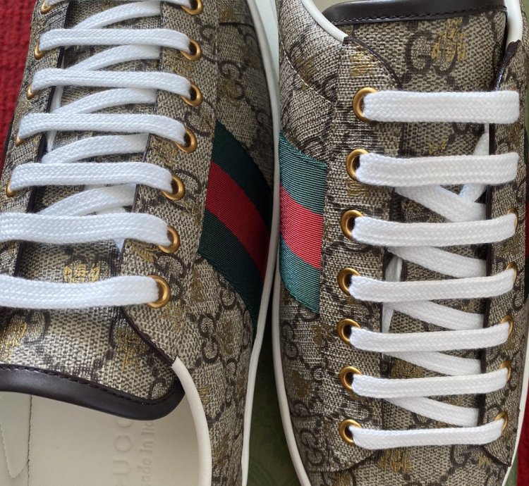 Gucci Ace GG Supreme Bees Sneaker Size 11