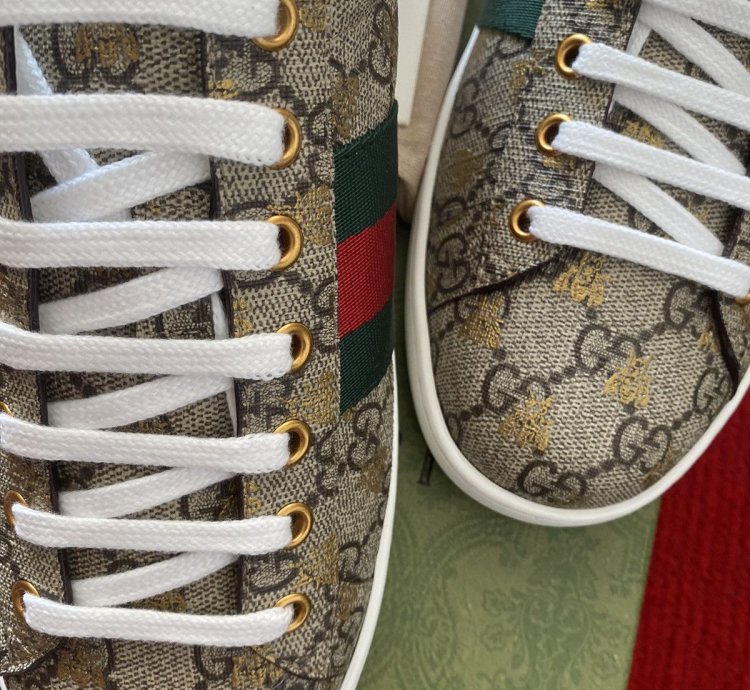Gucci Ace GG Supreme Bees Sneaker Size 11