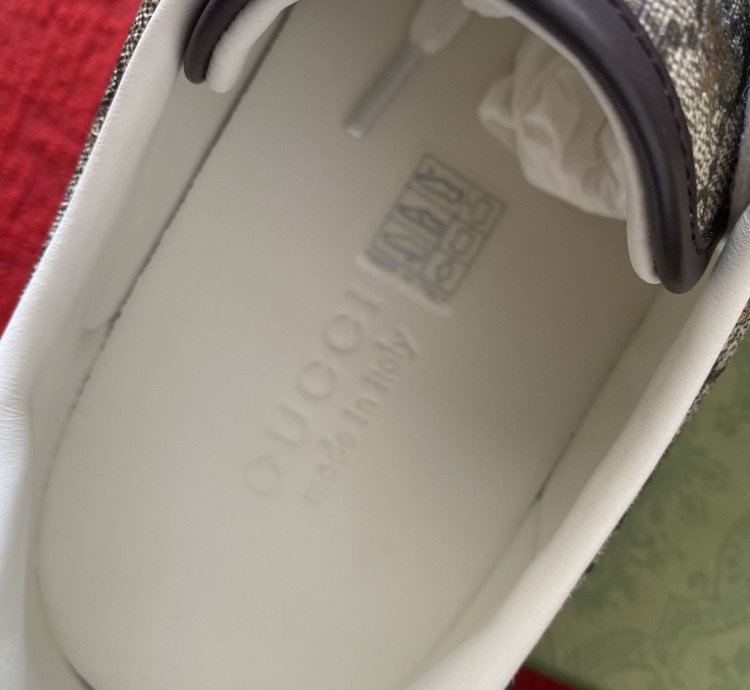 Gucci Ace GG Supreme Bees Sneaker Size 11
