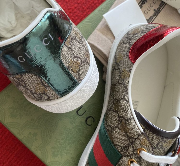 Gucci Ace GG Supreme Bees Sneaker Size 11