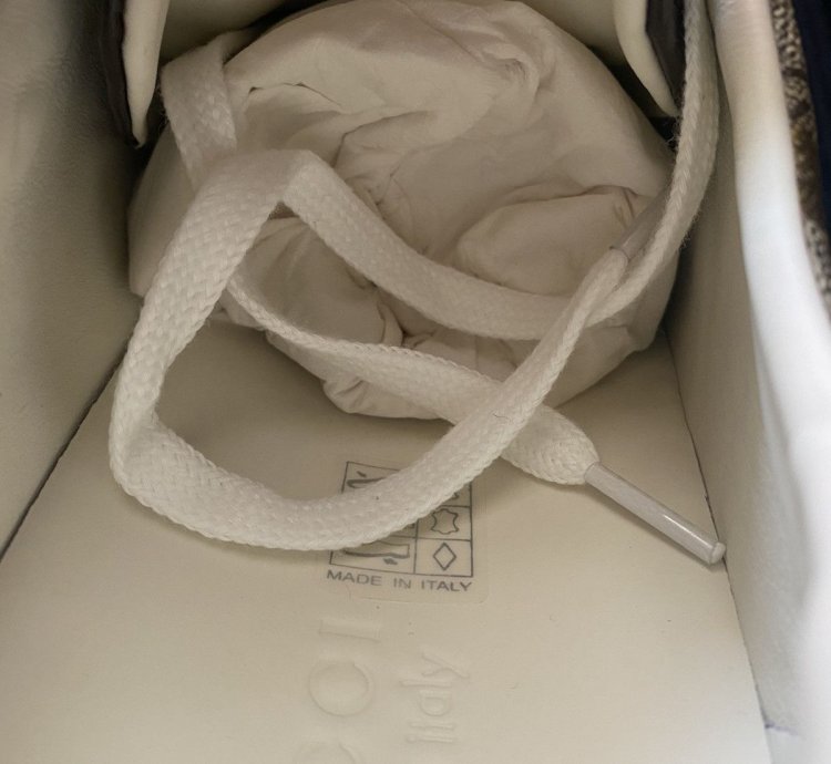 Gucci Ace GG Supreme Bees Sneaker Size 11