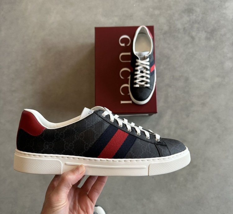 Gucci Ace GG Supreme Black