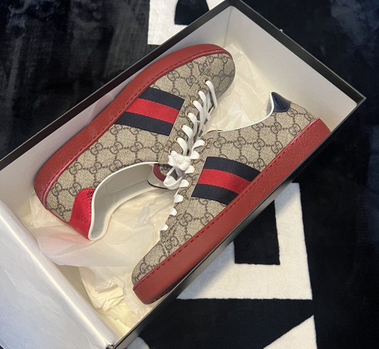 Gucci Ace GG Supreme Red Sneaker