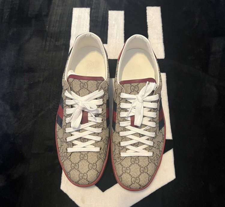 Gucci Ace GG Supreme Red Sneaker