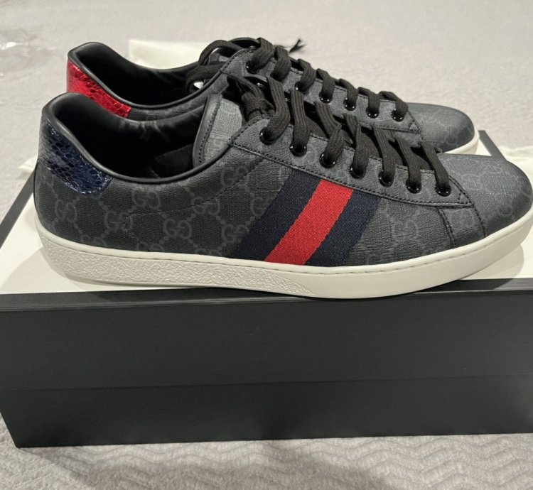 Gucci Ace GG Supreme Sneaker
