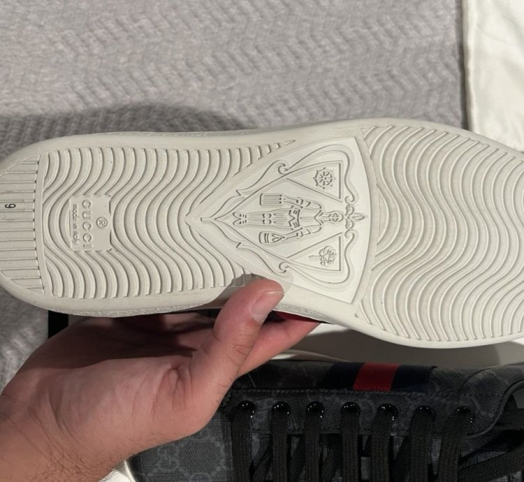 Gucci Ace GG Supreme Sneaker