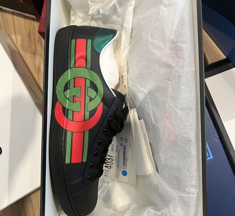 Gucci Ace Interlocking (Black)
