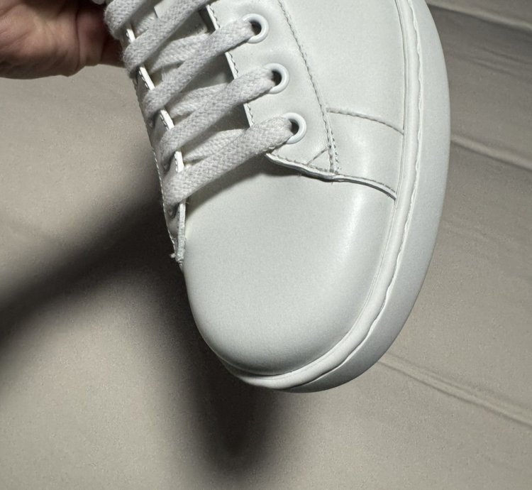 Gucci Ace Interlocking Sneaker