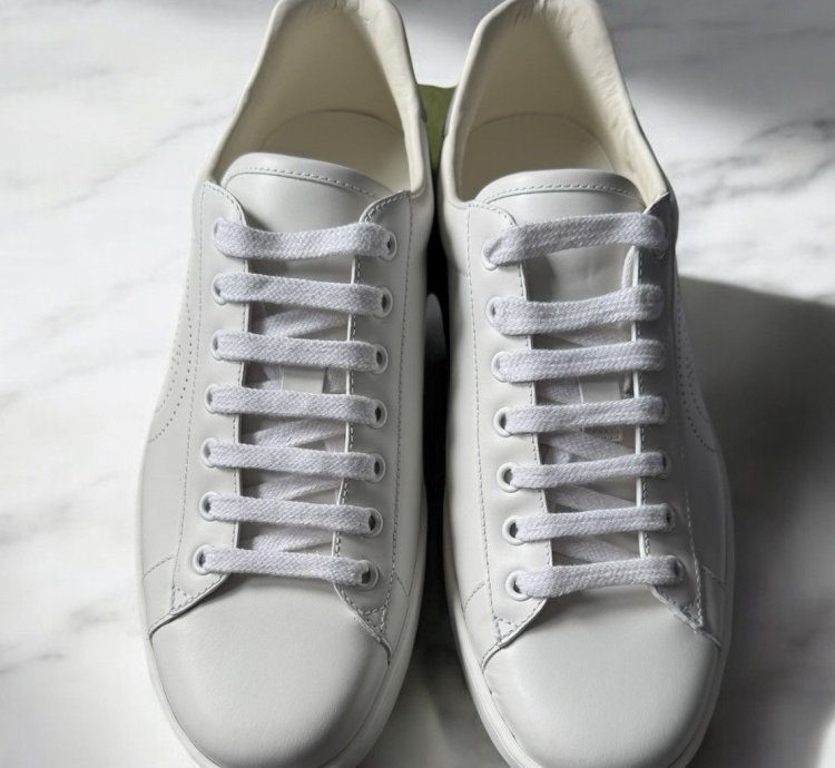 Gucci Ace Interlocking Sneaker