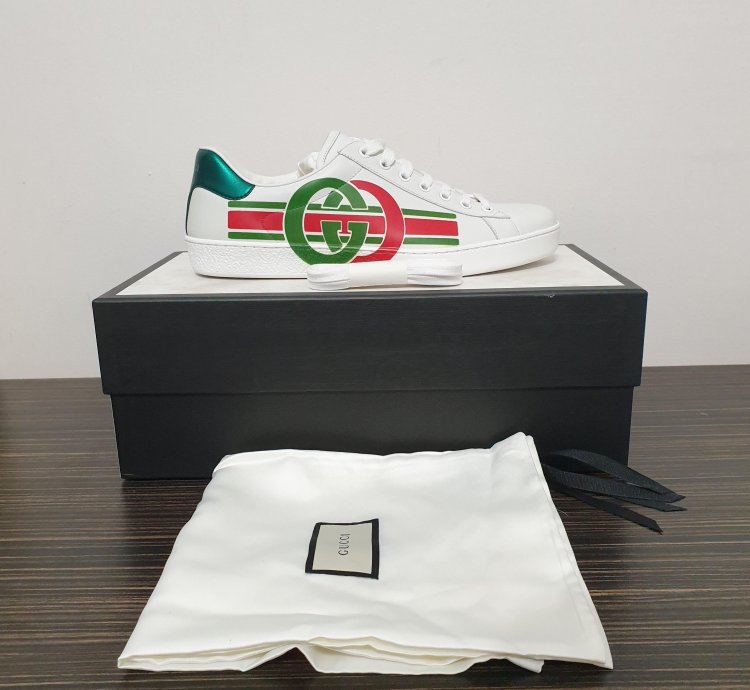 Gucci ace low top sneakers 10