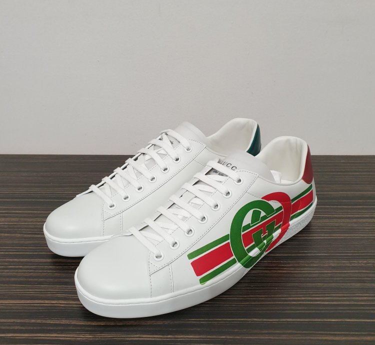 Gucci ace low top sneakers 10