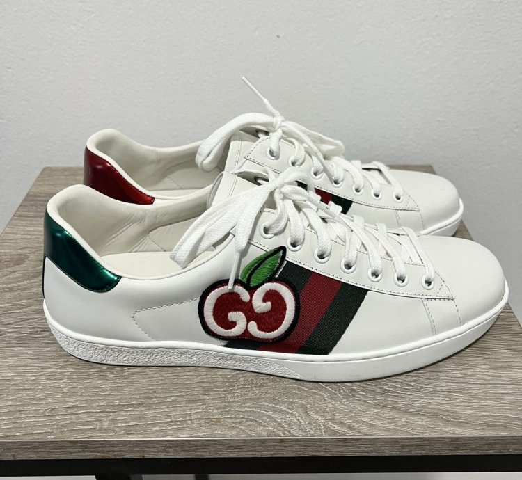 Gucci Ace Sneaker with Apple logo