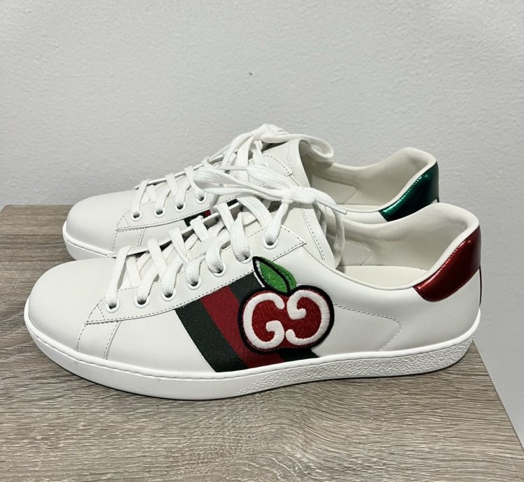 Gucci Ace Sneaker with Apple logo