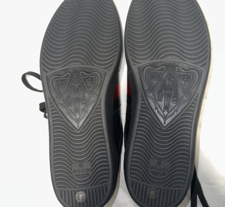 Gucci Ace Sneakers (Size 11M)