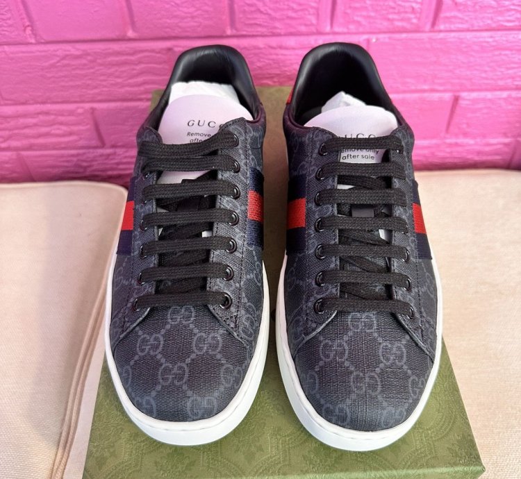 Gucci ace sneakers 7 5 40 5