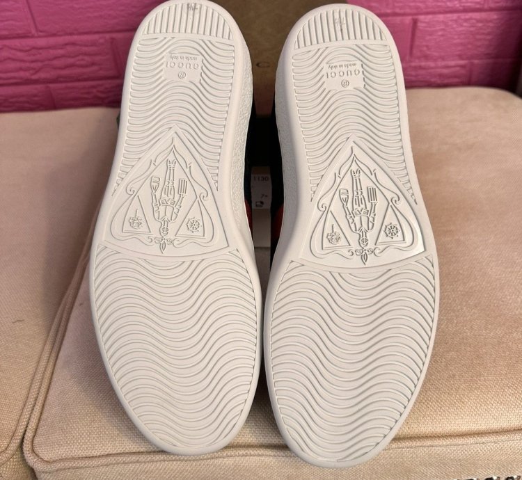 Gucci ace sneakers 7 5 40 5