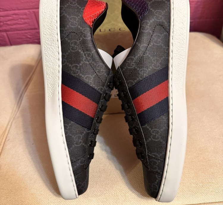 Gucci ace sneakers GG