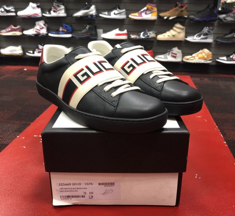 Gucci Ace Stripe Black Cream Low-Top Sneakers
