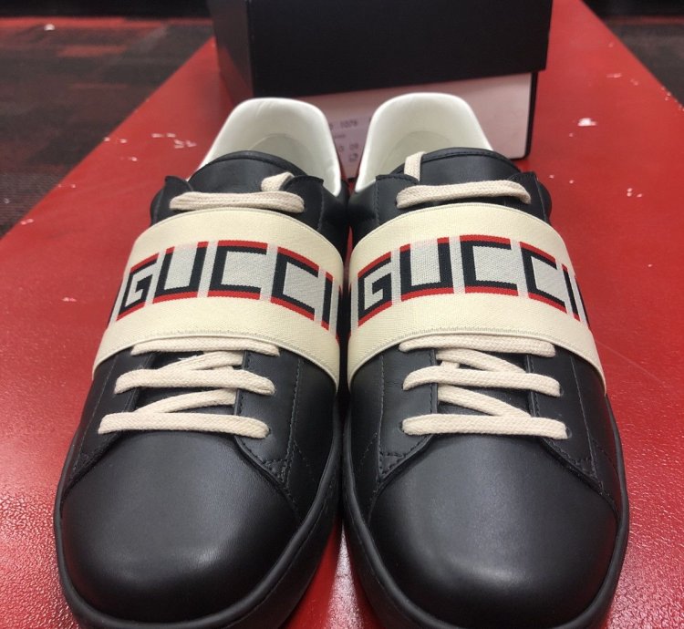 Gucci Ace Stripe Black Cream Low-Top Sneakers