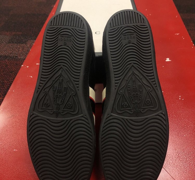 Gucci Ace Stripe Black Cream Low-Top Sneakers