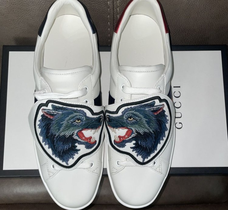 Gucci Ace Wolf Patch Sneaker Size 8 5
