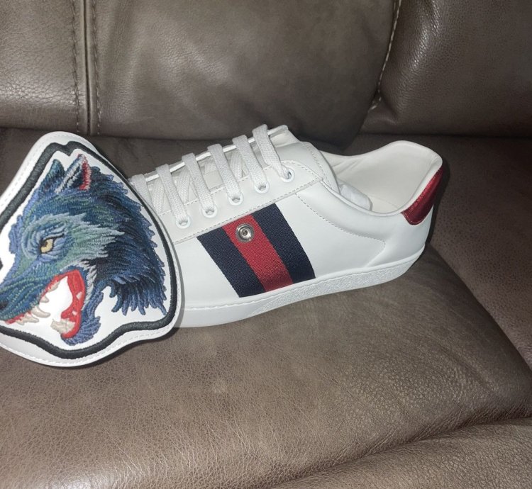 Gucci Ace Wolf Patch Sneaker Size 8 5