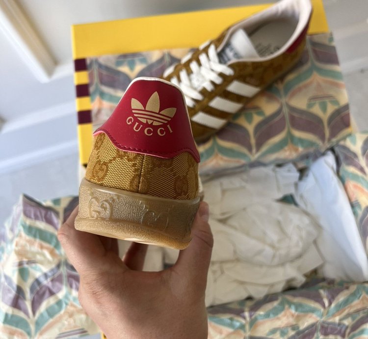 Gucci Adidas