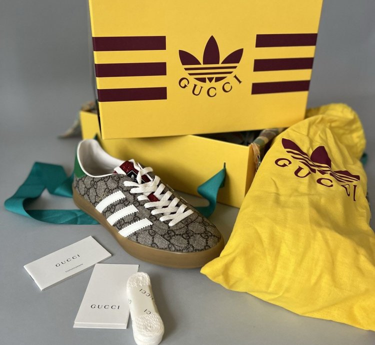 Gucci Adidas Gazelle GG Logo Monogram Sneakers