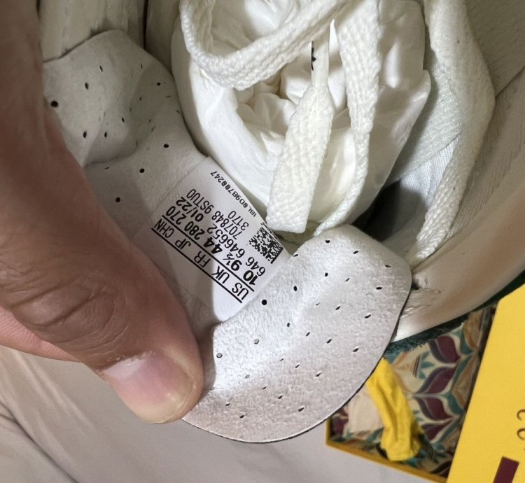 Gucci Adidas Gazelle Green Low-Top Sneakers