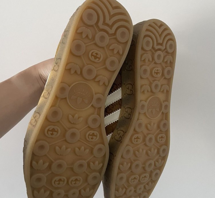Gucci Adidas Gazelle Monogram US 10 5US