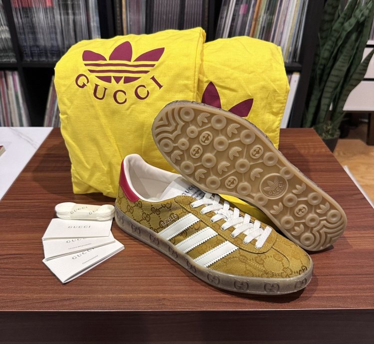 Gucci Adidas Monogram sneaker