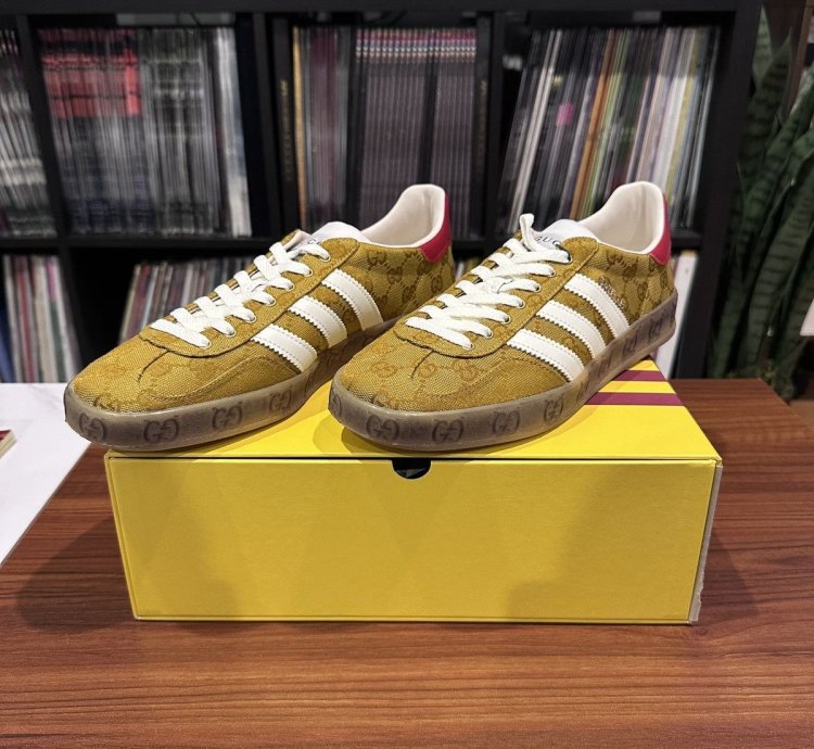 Gucci Adidas Monogram sneaker