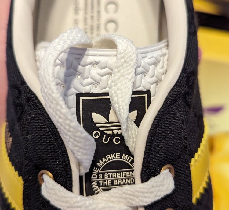 Gucci Adidas sneakers