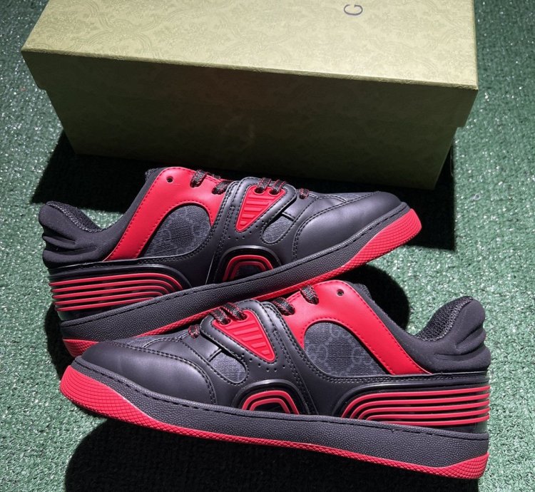 Gucci Basket Black Red Size 7